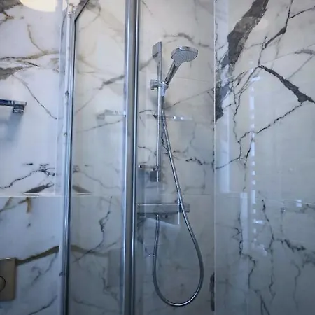 Sea By Oneapartments Daire