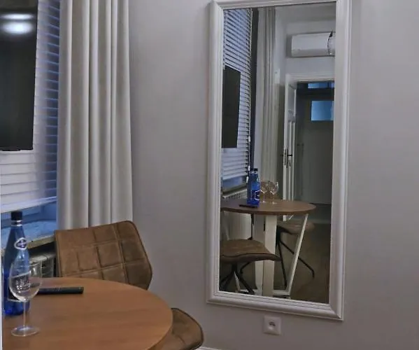 Sea By Oneapartments Lejlighed